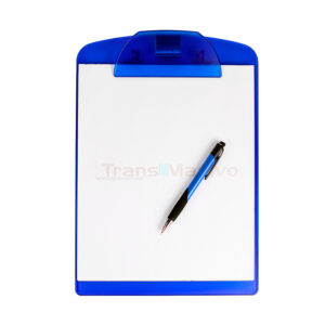 Tabla de plástico con clip para documentos.
